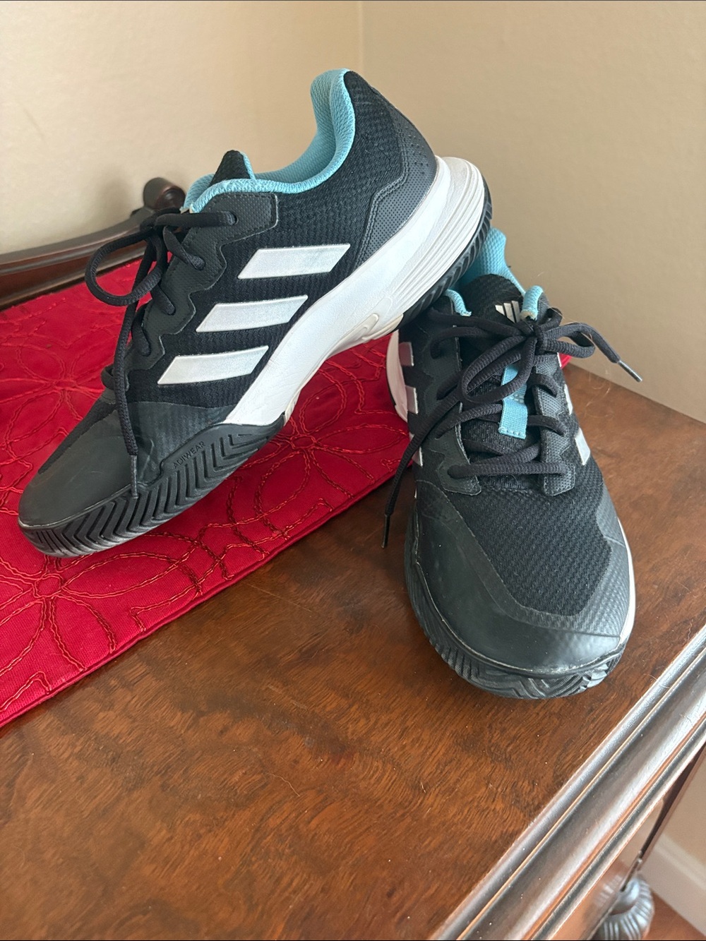 Adidas women’s Black & Light Teal Gamecourt 2 tennis shoes